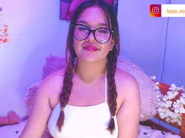 Dollielove webcam