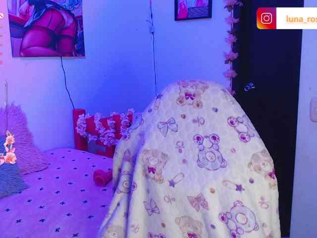 Dollielove webcam