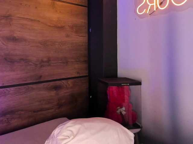 Aylamonroe's BongaCams show and profile