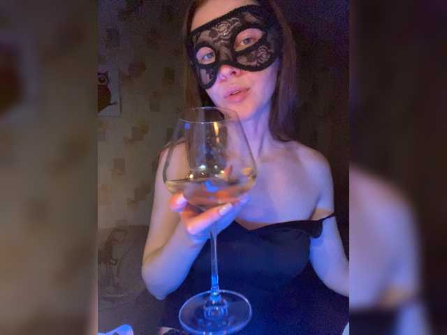 Katti-Sweet's BongaCams show and profile