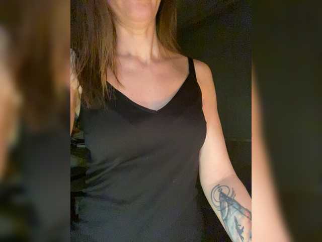 Katti-Sweet's BongaCams show and profile