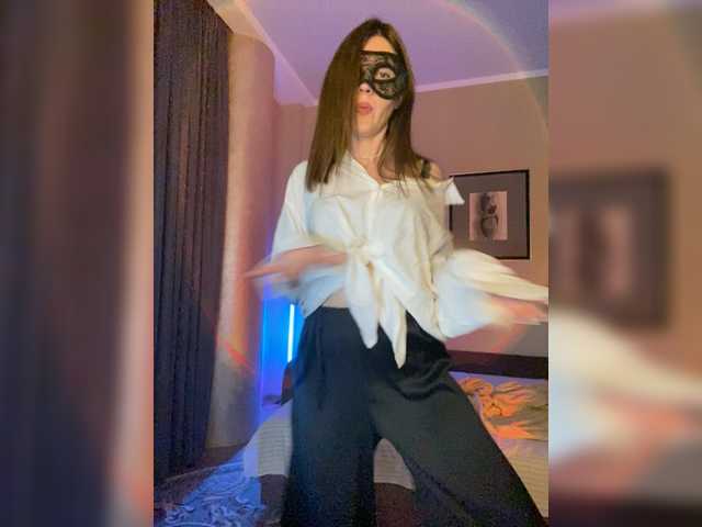 Katti-Sweet's BongaCams show and profile