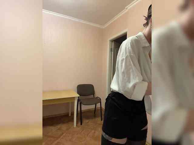 Katti-Sweet webcam