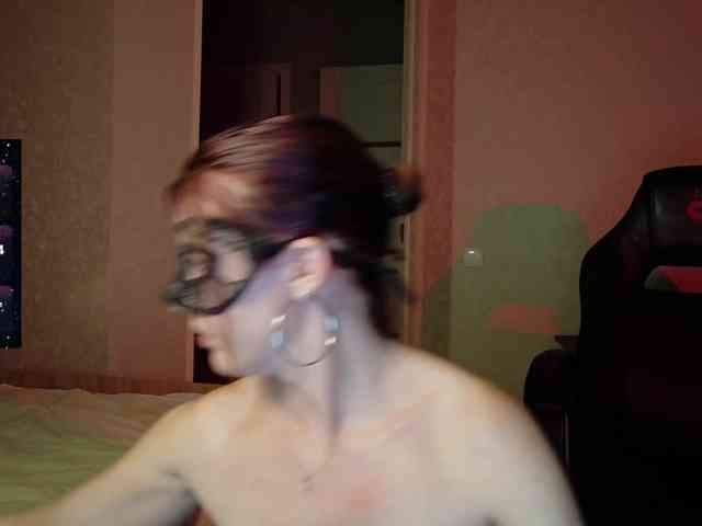 SheisArt webcam