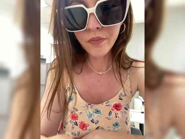 Katti-Sweet webcam