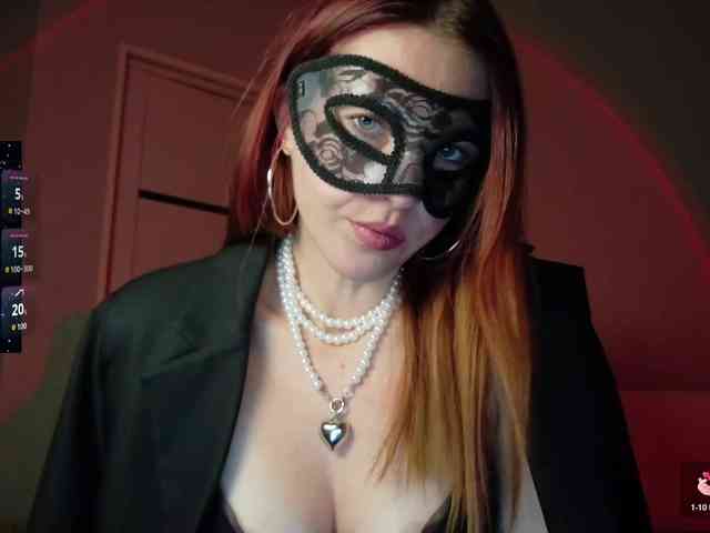 SheisArt webcam