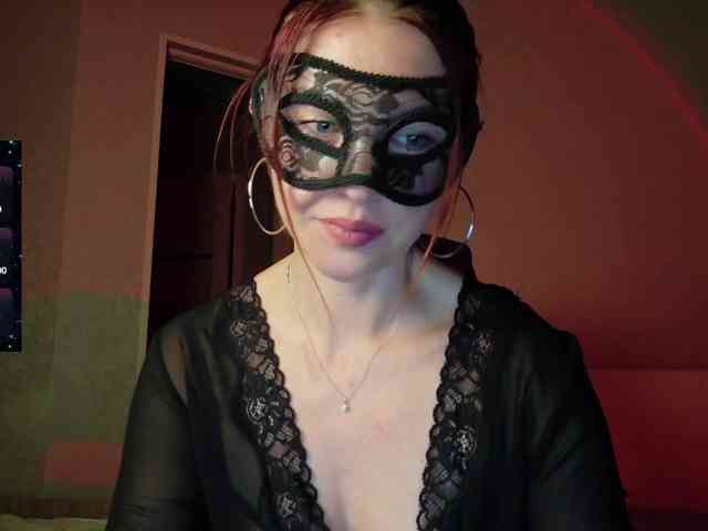 SheisArt webcam