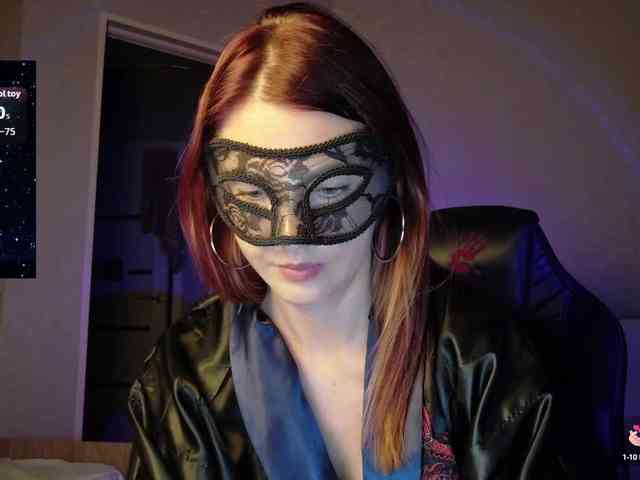 SheisArt webcam