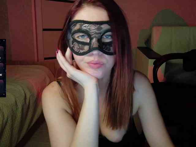 SheisArt webcam