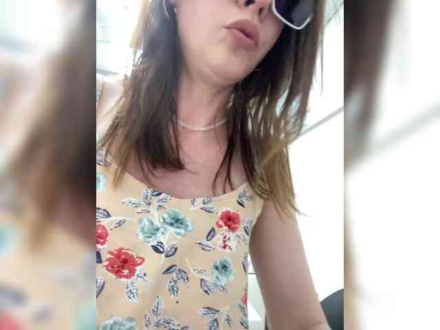 Katti-Sweet webcam