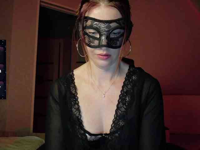 SheisArt webcam