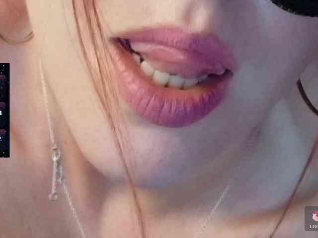 SheisArt webcam
