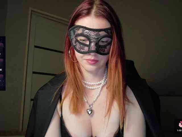 SheisArt webcam