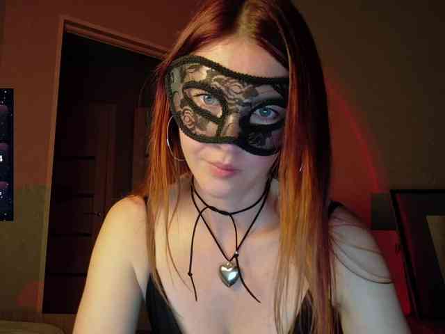 SheisArt webcam
