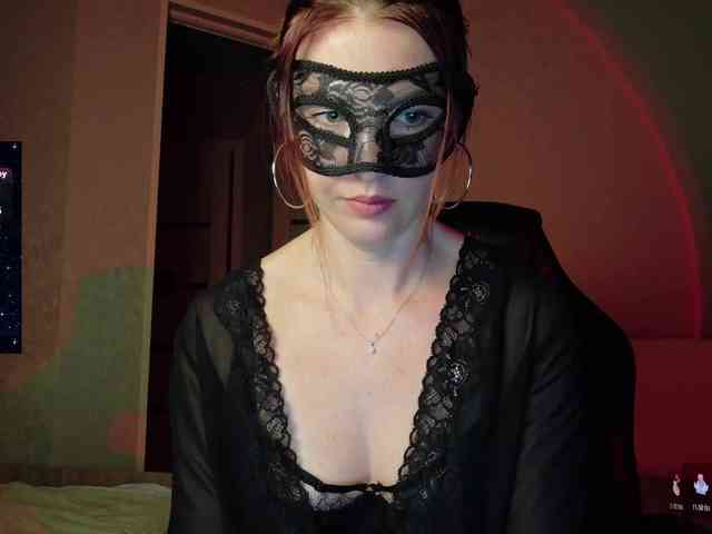 SheisArt webcam