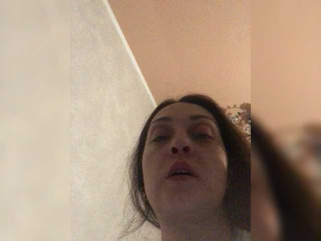 Sarmiya's BongaCams show and profile