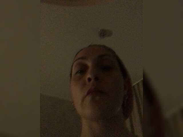 Sarmiya's BongaCams show and profile