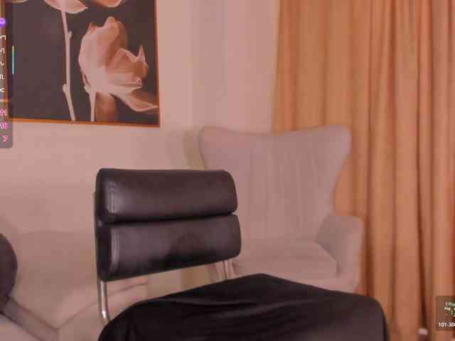 EsmeraldaGrace webcam