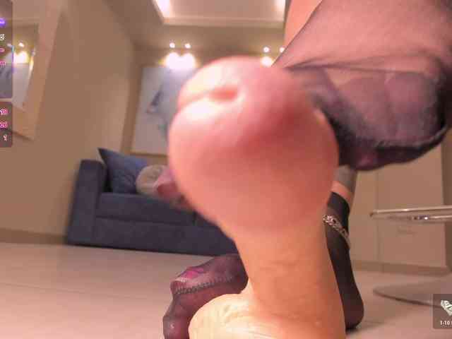 EsmeraldaGrace webcam