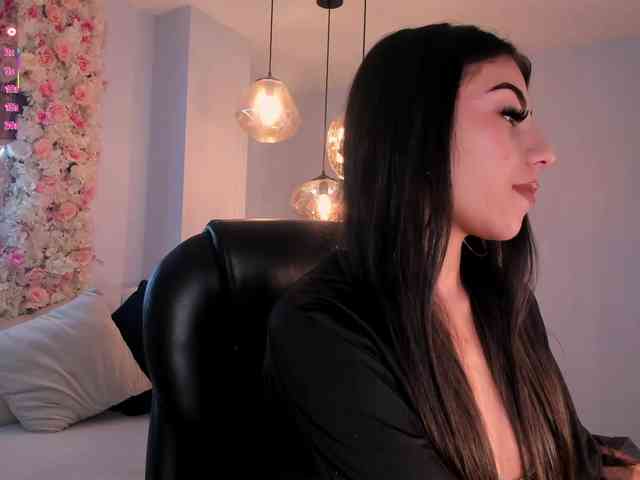 EsmeraldaGrace webcam