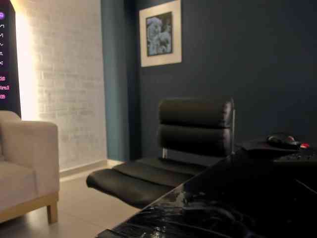 EsmeraldaGrace webcam