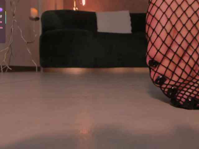 EsmeraldaGrace webcam