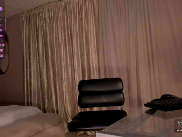 EsmeraldaGrace webcam