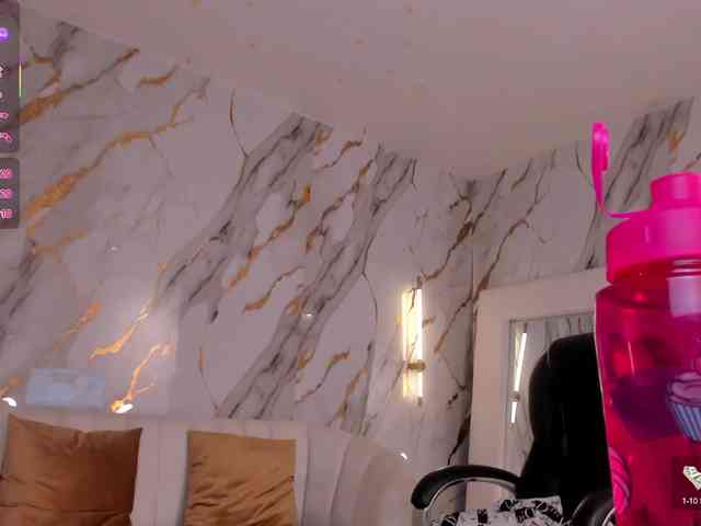 EsmeraldaGrace webcam