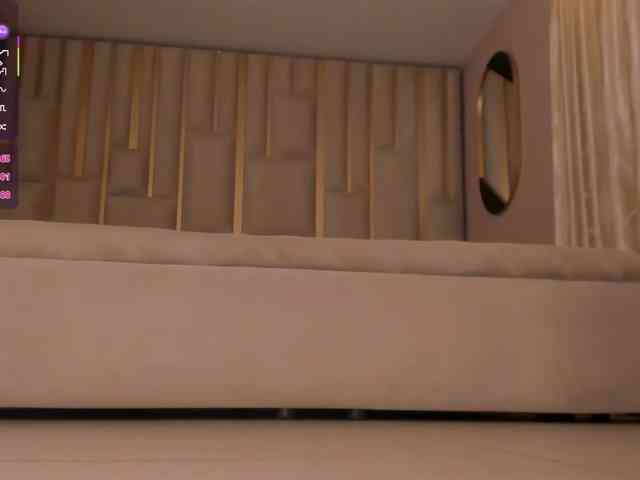 EsmeraldaGrace webcam