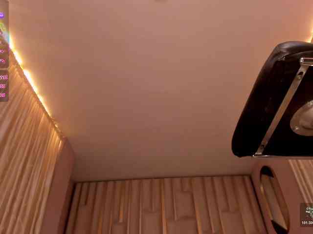 EsmeraldaGrace webcam