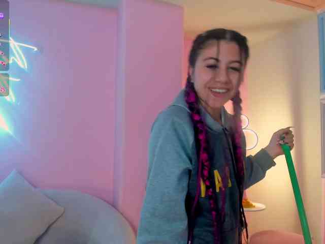EsmeraldaGrace webcam