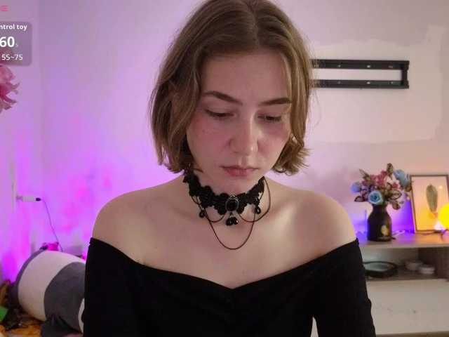 KUQOSA's BongaCams show and profile