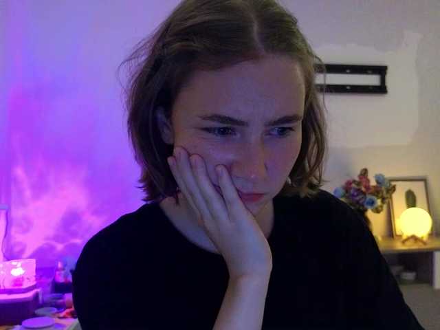 KUQOSA's BongaCams show and profile