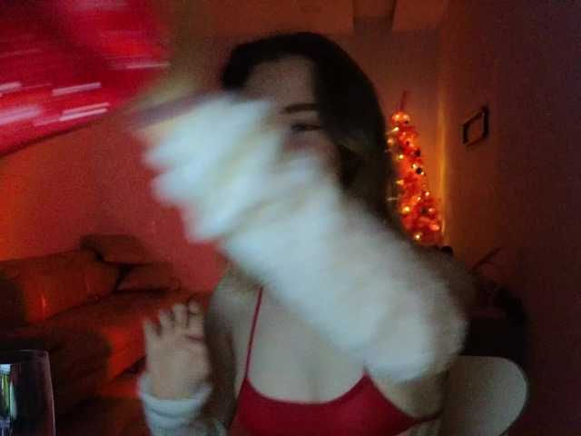 KUQOSA's BongaCams show and profile