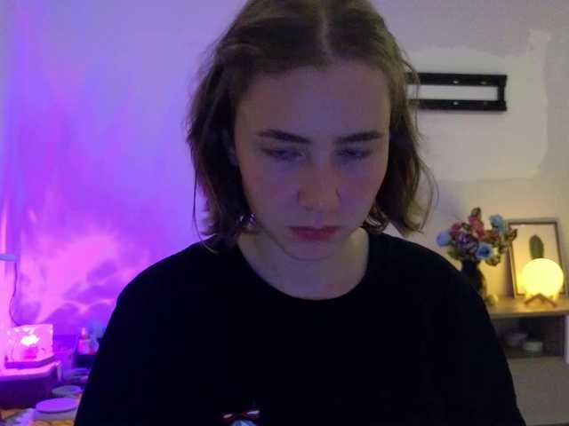 KUQOSA's BongaCams show and profile