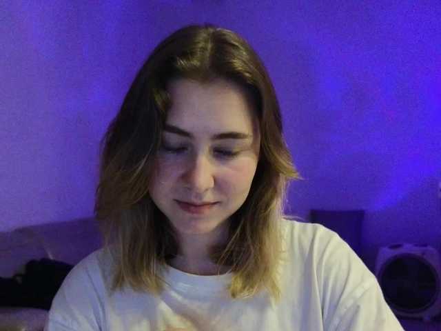 KUQOSA's BongaCams show and profile