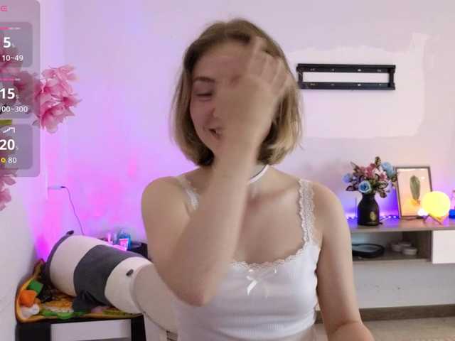 KUQOSA's BongaCams show and profile