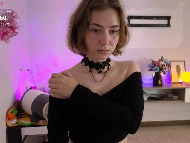 KUQOSA's BongaCams show and profile