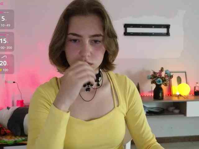 KUQOSA Live Webcam on BongaCams