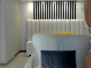 AmbarJames Porn Show