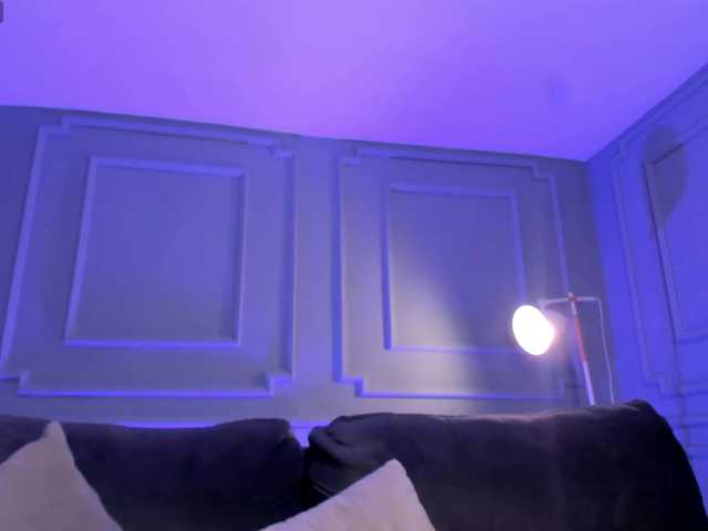 AmbarJames's BongaCams show and profile