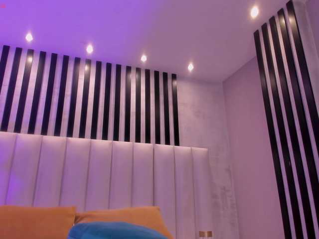 AmbarJames's BongaCams show and profile