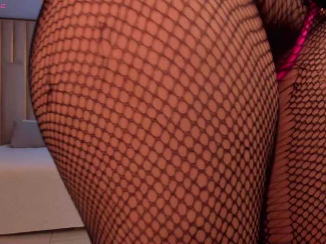 AmbarJames's BongaCams show and profile