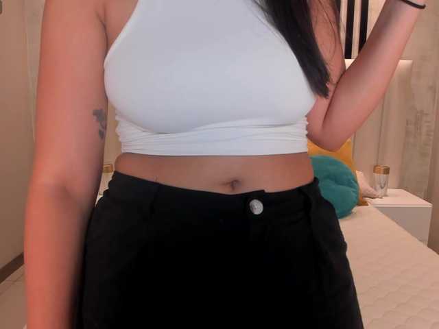 AmbarJames's BongaCams show and profile