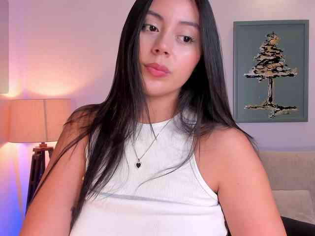 AmbarJames webcam