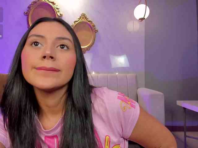 AmbarJames webcam
