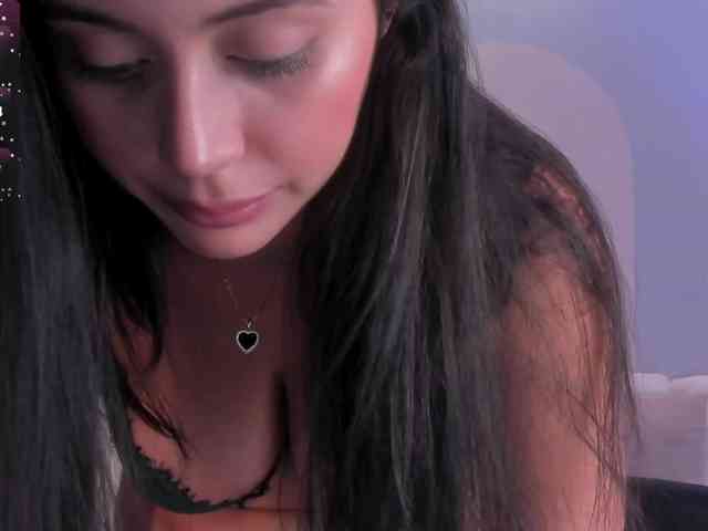 AmbarJames webcam