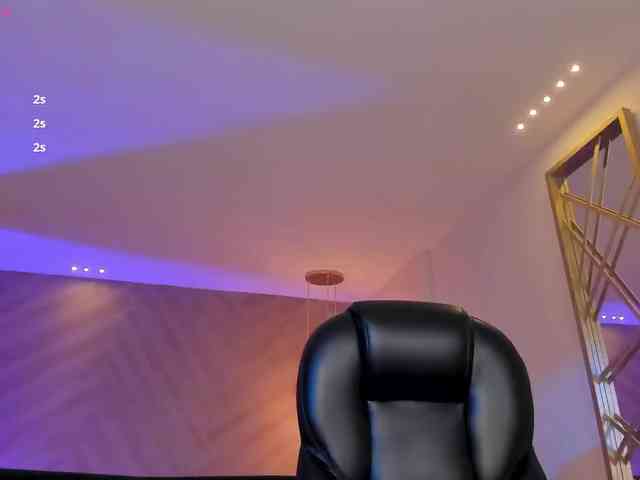 AmbarJames webcam