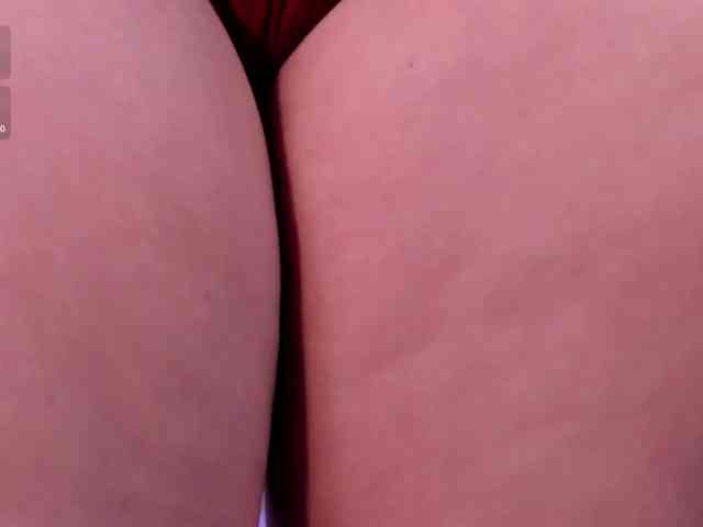 AmbarJames webcam