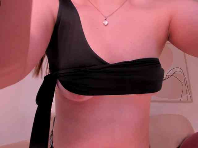 MartinaBelle webcam